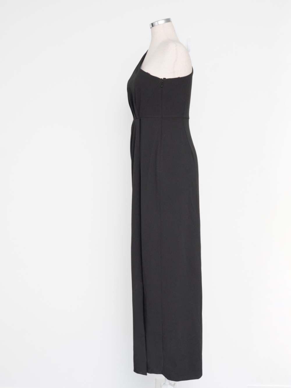 Calvin Klein - One-Shoulder Ruched Gown - Picture 6 of 12